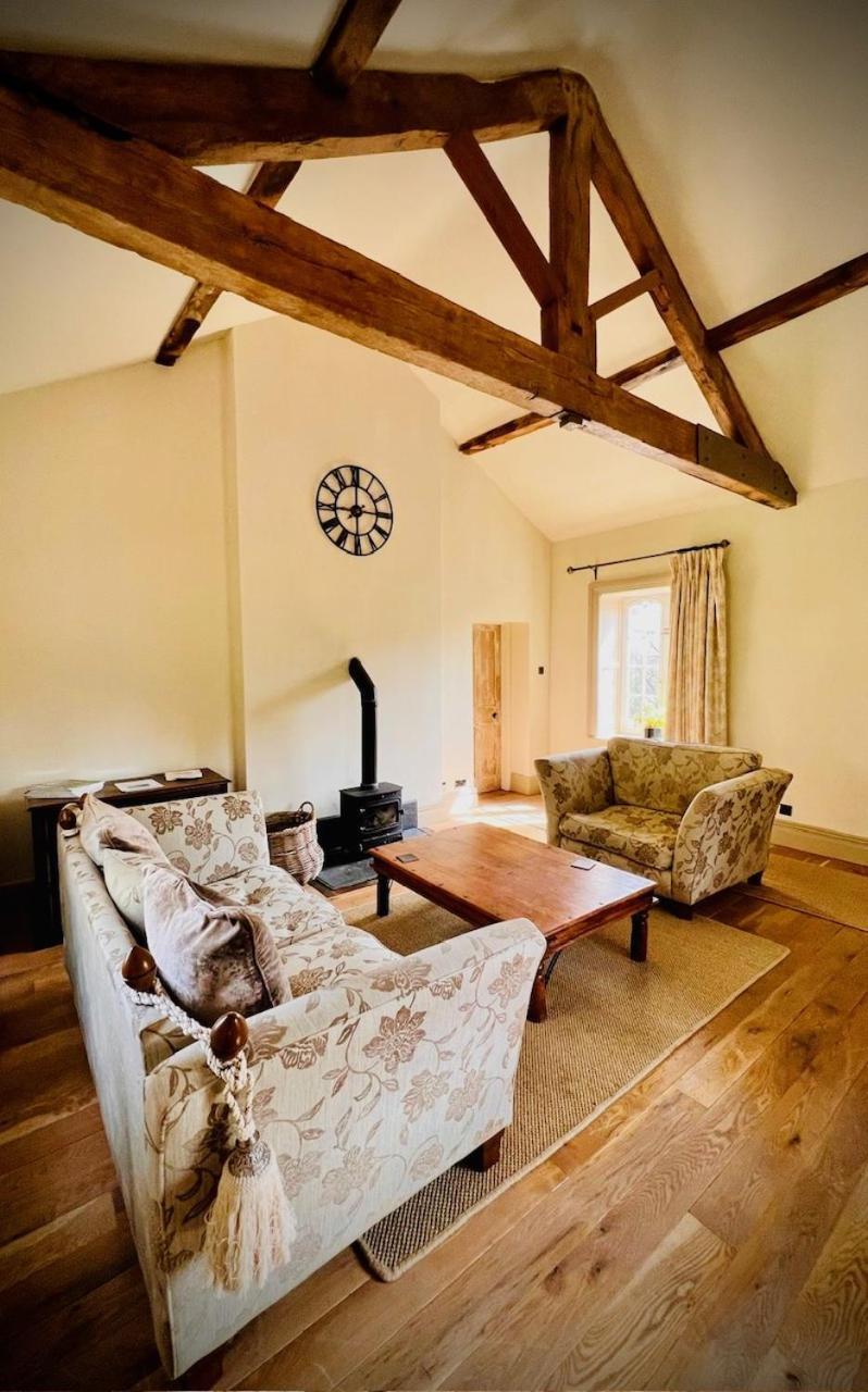 Apartment At Llanerchydol Hall Welshpool Luaran gambar