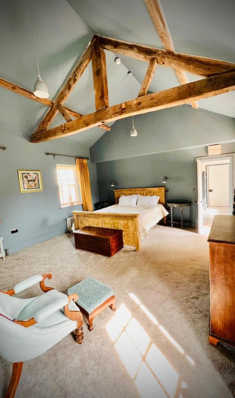 Apartment At Llanerchydol Hall Welshpool Luaran gambar