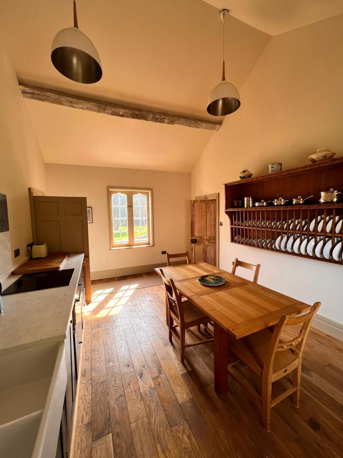 Apartment At Llanerchydol Hall Welshpool Luaran gambar